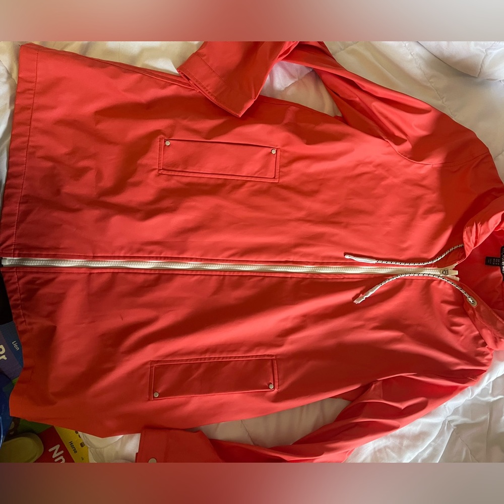 Women’s rain jacket size M